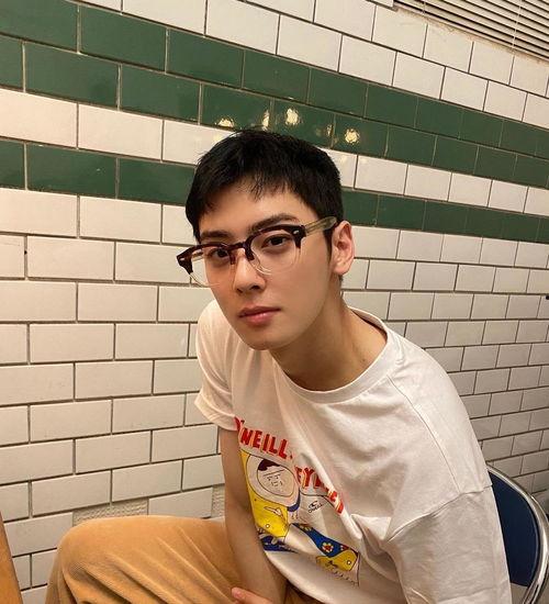 车银优胖的时候的照片,从青涩少年到魅力男神的蜕变之旅